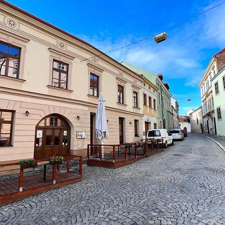 Penzion U Radnice , Byt 5 Зноймо Екстериор снимка